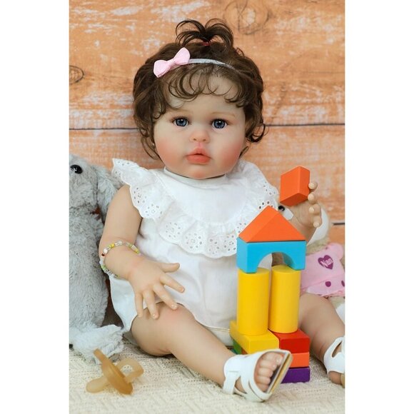 20 Inch Reborn Baby Doll Girl Realistic Newborn Soft Vinyl Body with Accessories - Picture 3 of 9